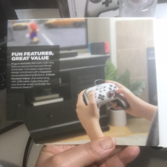 Nintendo Switch Super Mario themed controller, NWT $49 - Picture 4 of 5